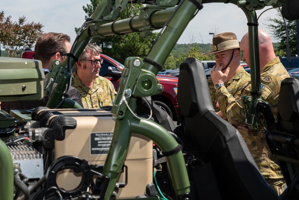 Australian Army Brigadier Sean Parkes Visits MCWL