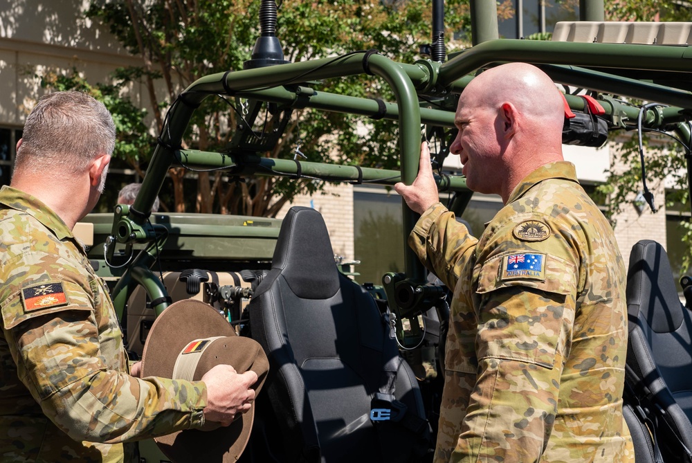 Australian Army Brigadier Sean Parkes Visits MCWL