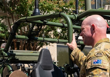 Australian Army Brigadier Sean Parkes Visits MCWL