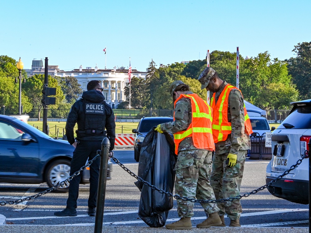 JTF - DC beautifies National Mall