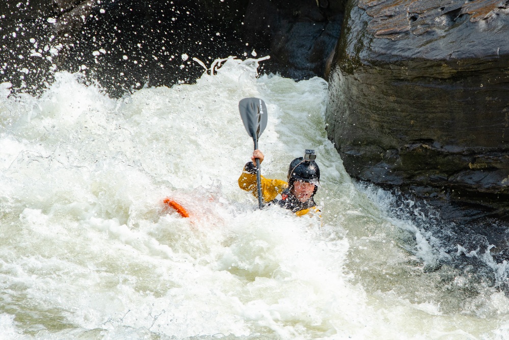 Thrill seekers take on rapids