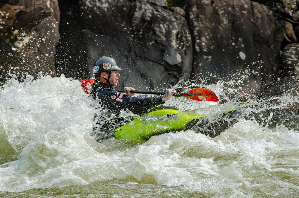 Thrill seekers take on rapids