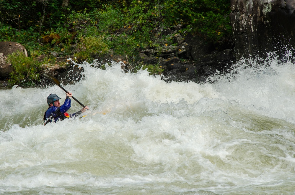 Thrill seekers take on rapids