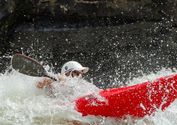 Thrill seekers take on rapids