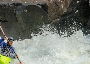 Thrill seekers take on rapids