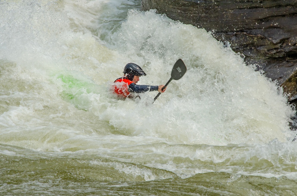 Thrill seekers take on rapids