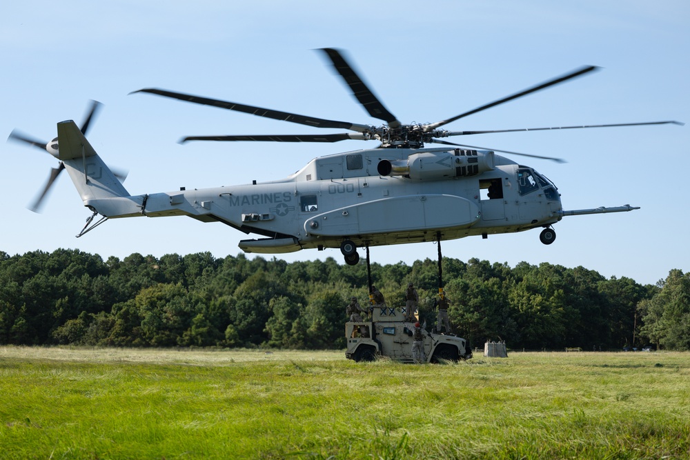 CLB-22 conducts day and night HST operations