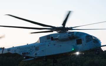 CLB-22 conducts day and night HST operations