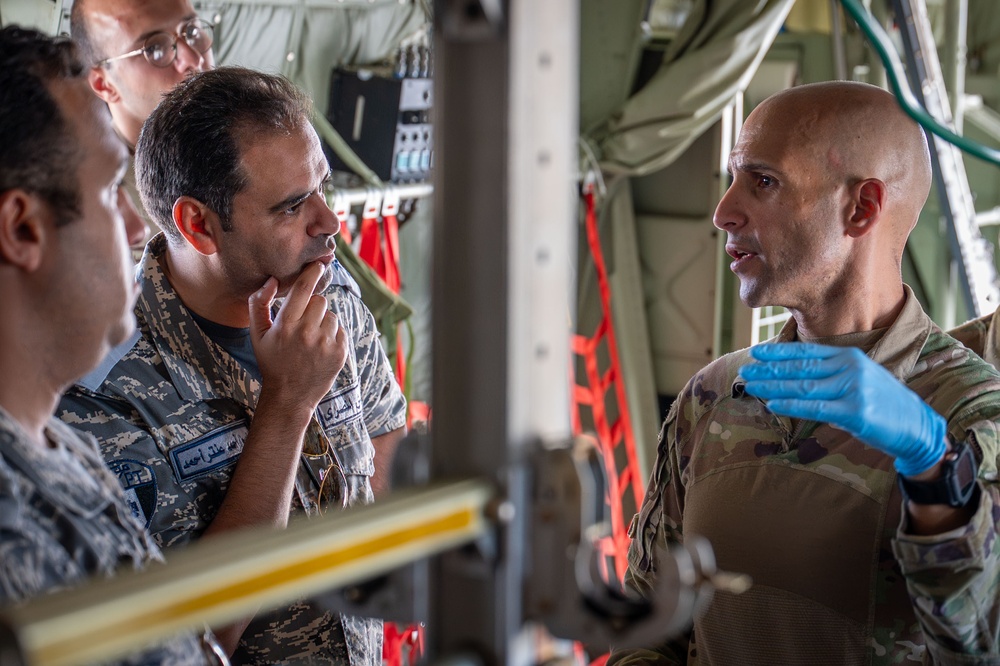BRIGHT STAR 25: USAF, USN and EAF Aeromedical Evacuation and CCATT skill exchange