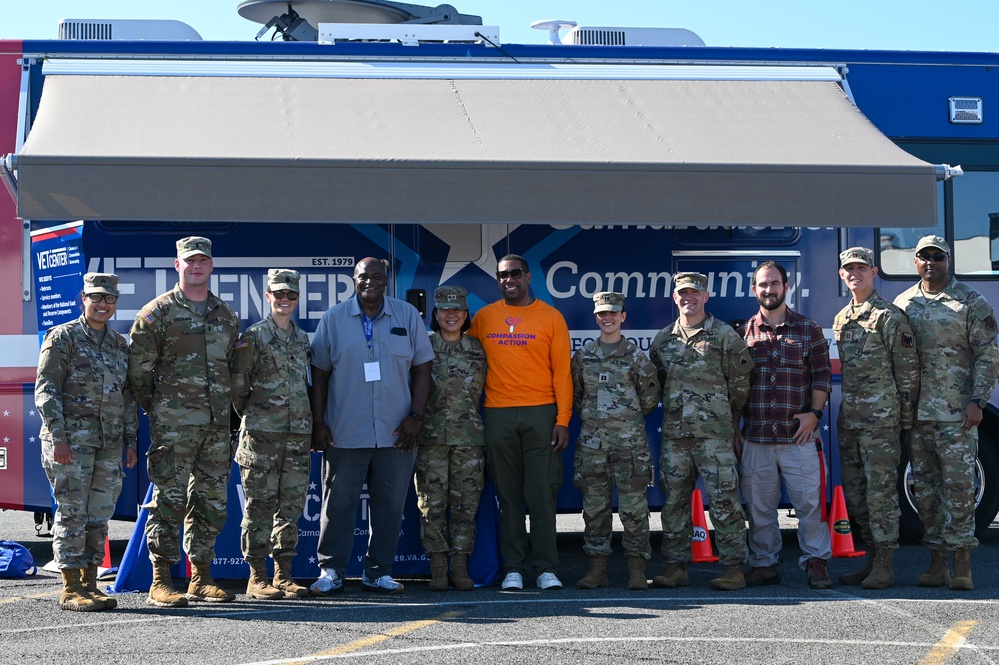 Maj. Gen Hou visits Joint Task Force - DC