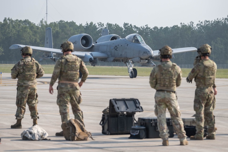 Michigan Airmen complete first fully night-vision A-10 combat turn