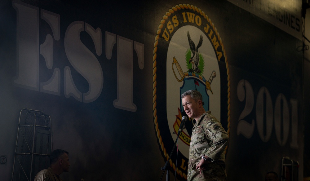 CJCS on USS Iwo Jima