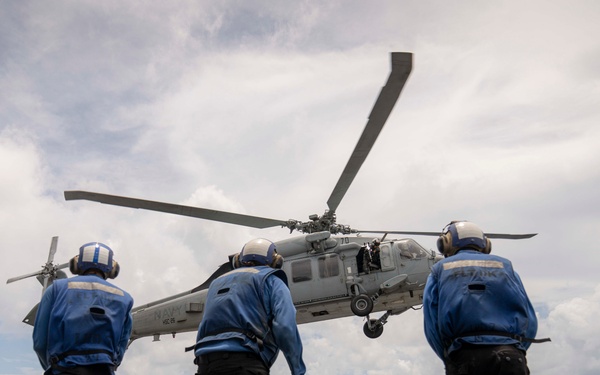 CJCS on  USS Iwo Jima