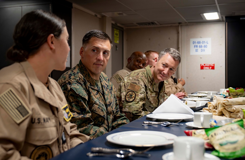 CJCS on USS Fort Lauderdale