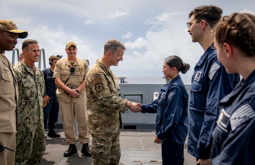 CJCS on USS Fort Lauderdale