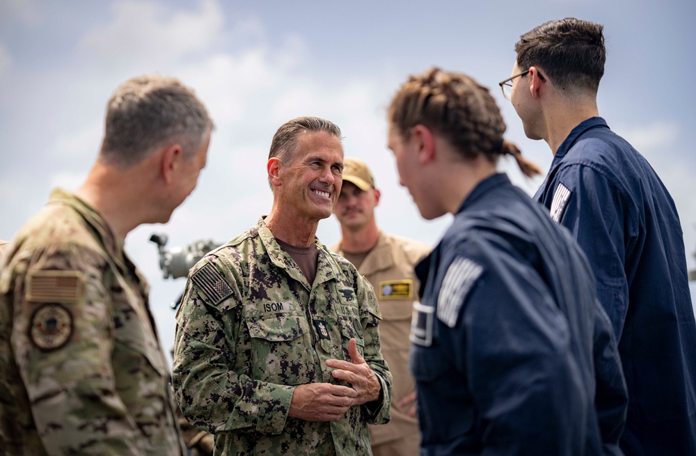 CJCS on USS Fort Lauderdale