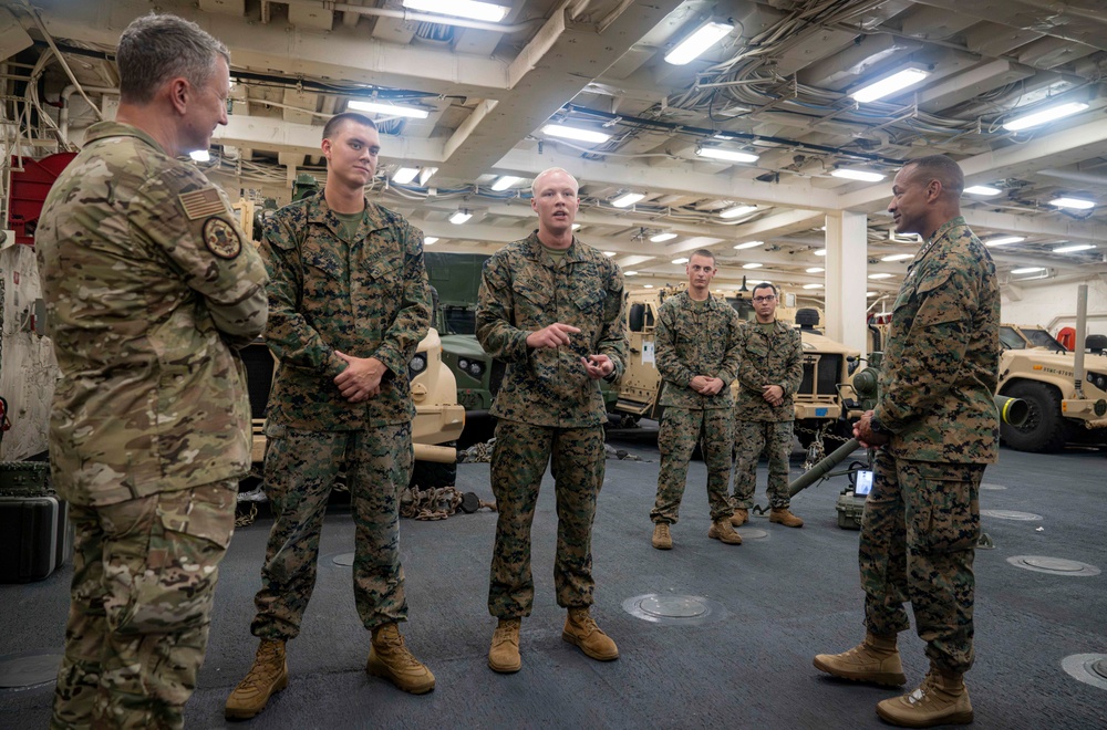 CJCS on USS Fort Lauderdale