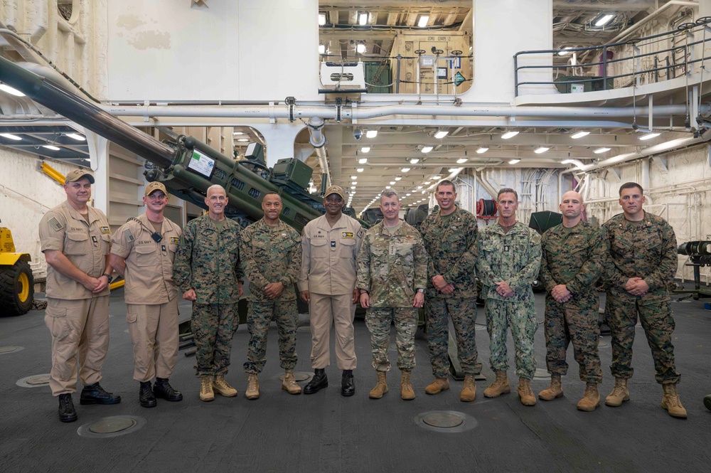 CJCS on USS Fort Lauderdale