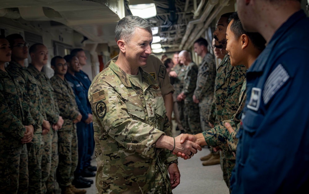 CJCS on USS Fort Lauderdale