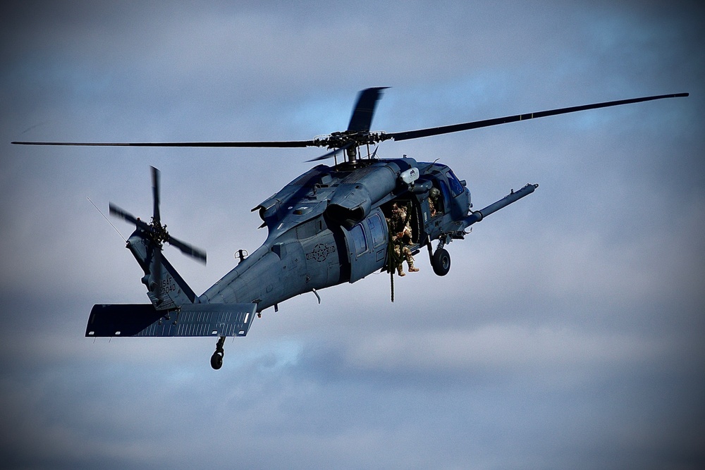 129RQW perform rescue demo