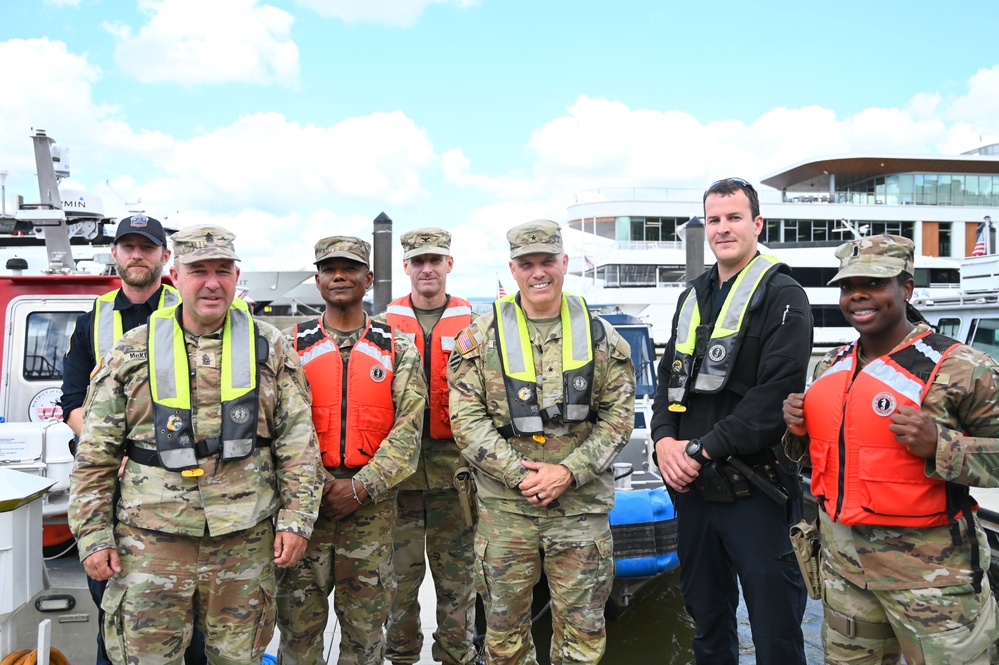 DCNG Senior Leaders Partner with MPD Harbor Patrol Unit