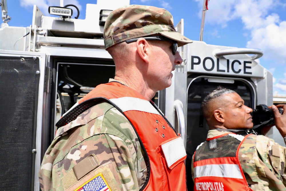 DCNG Senior Leaders Partner with MPD Harbor Patrol Unit