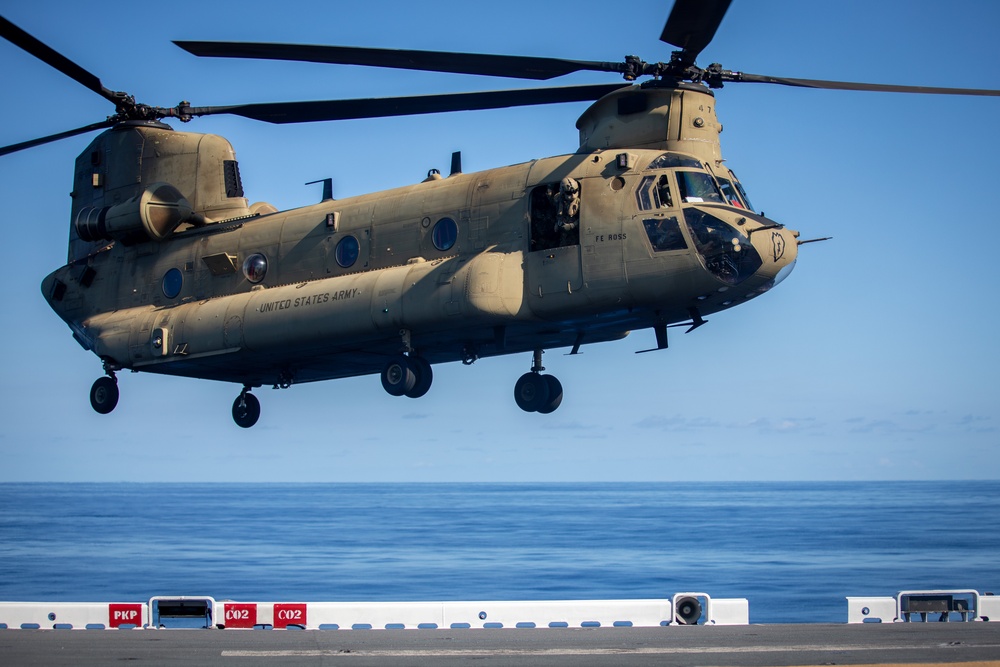 25th CAB Conducts Deck Landing Qualifications on USS America (LHA 6)
