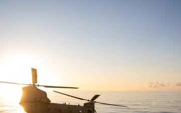25th CAB Conducts Deck Landing Qualifications on USS America (LHA 6)