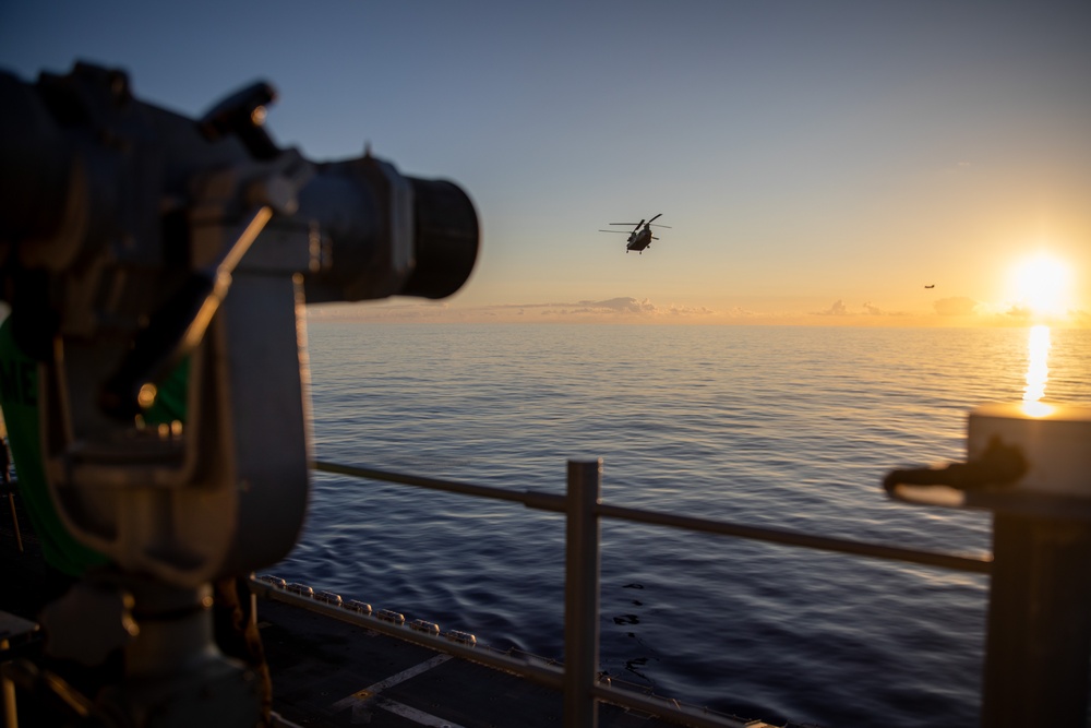 25th CAB Conducts Deck Landing Qualifications on USS America (LHA 6)