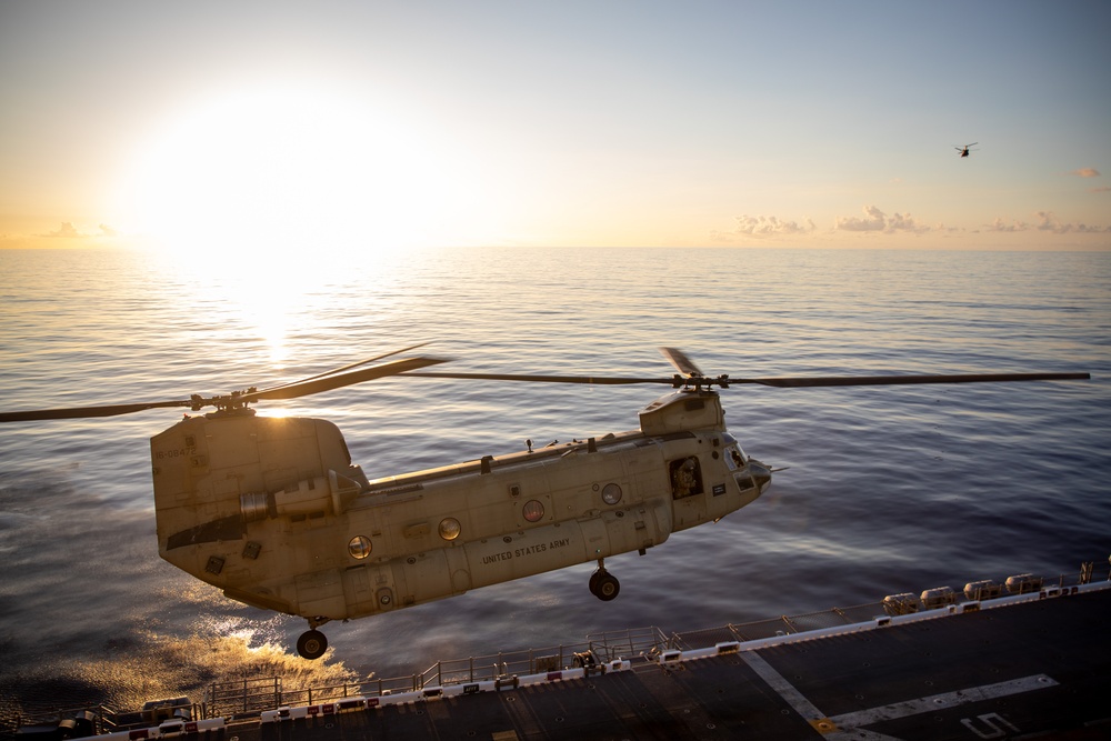 25th CAB Conducts Deck Landing Qualifications on USS America (LHA 6)