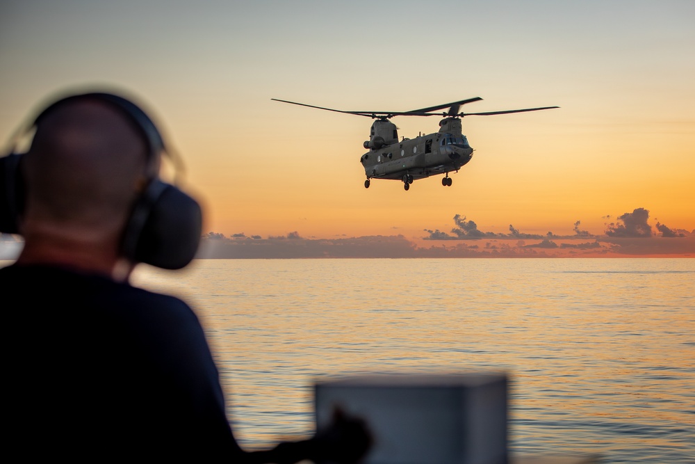 25th CAB Conducts Deck Landing Qualifications on USS America (LHA 6)