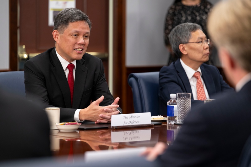 SW Hosts Singaporean Minister for Defense at the Pentagon