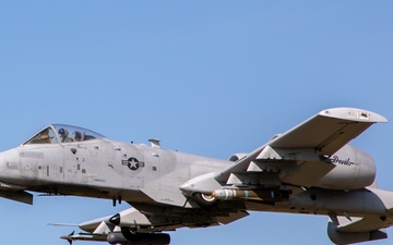 A-10s Train at Selfridge