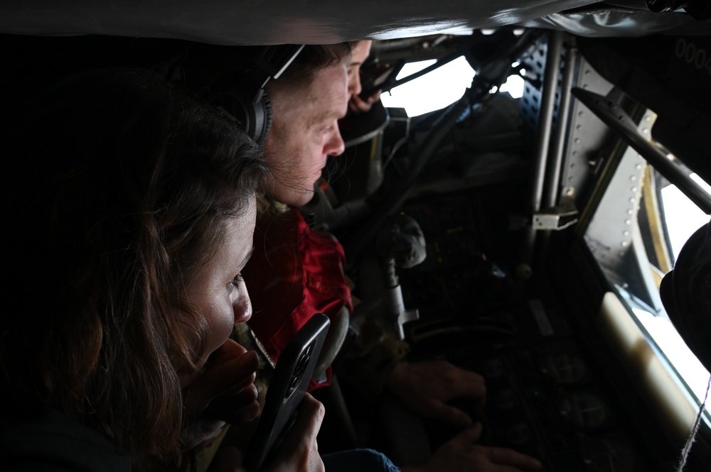 117ARW hosts flight for U.S. Embassy Members over Romania