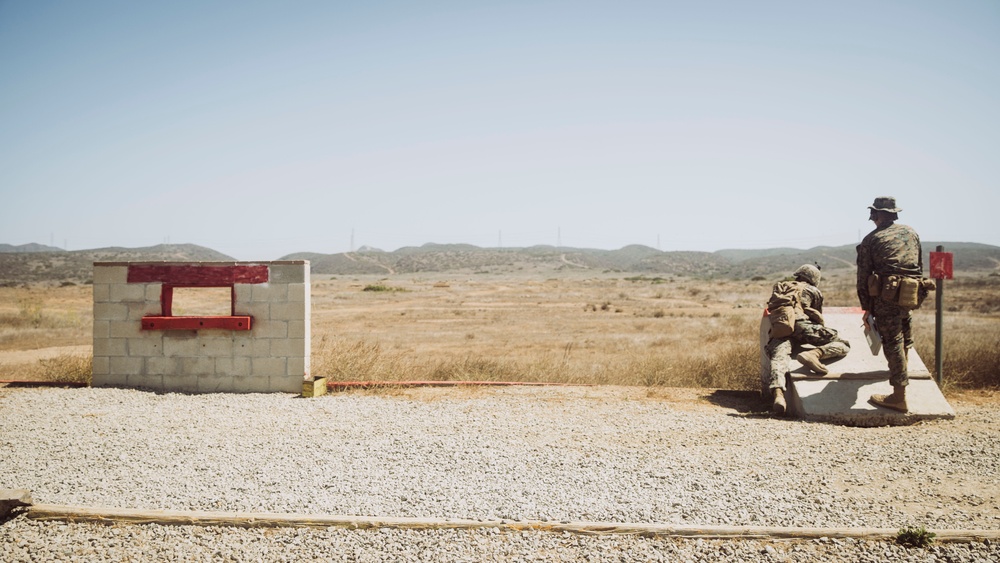 15th MEU Marines Refine Marksmanship Skills with Rifle, Pistol Ranges