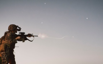 15th MEU Marines Refine Marksmanship Skills with Rifle, Pistol Ranges