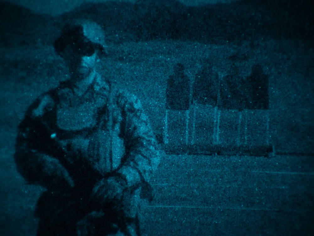 15th MEU Marines Refine Marksmanship Skills with Rifle, Pistol Ranges
