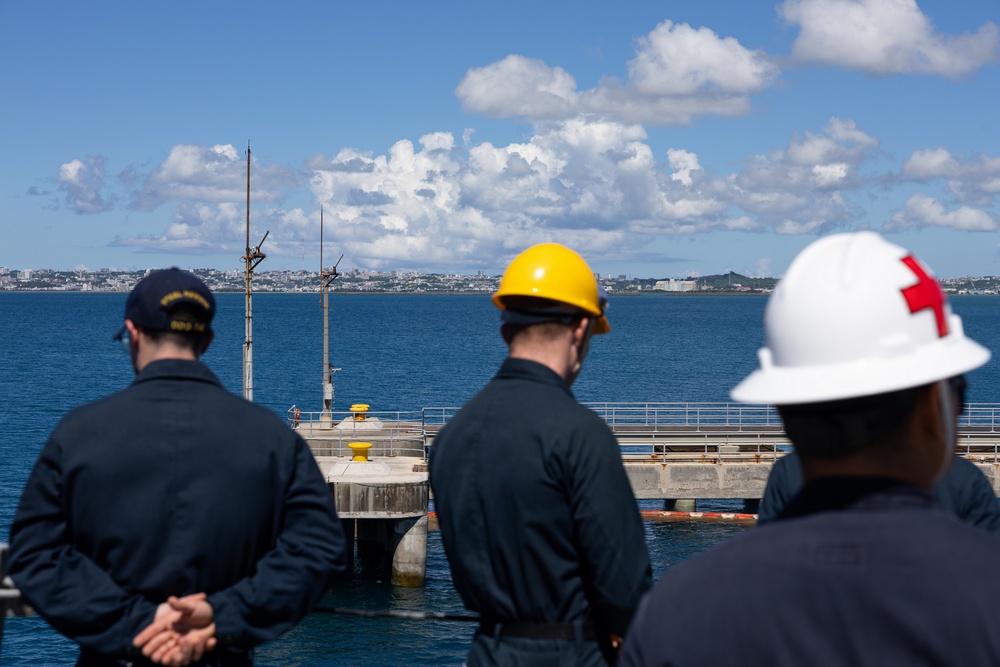 USS Curtis Wilbur (DDG 54) Departs Okinawa