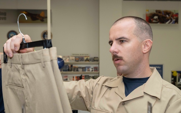 Chief Petty Officer selectees receive uniform fittings in Okinawa