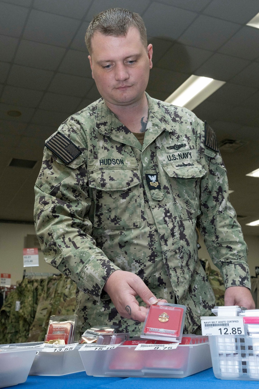 Chief Petty Officer selectees receive uniform fittings in Okinawa
