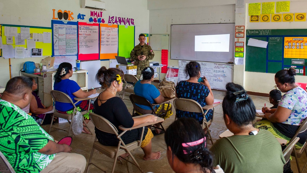 Pacific Partnership 2025 Servicemembers Hold Stress Management Lecture at Ohmine Elementary School in Pohnpei, Federated States of Micronesia September 10, 2025