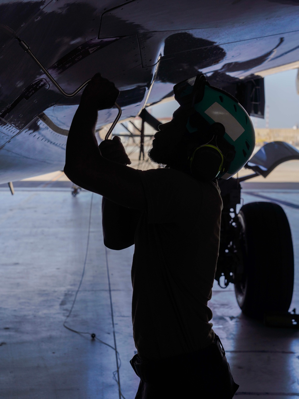 VP-5 OPERATIONS AT NAVAL AIR STATION SIGONELLA