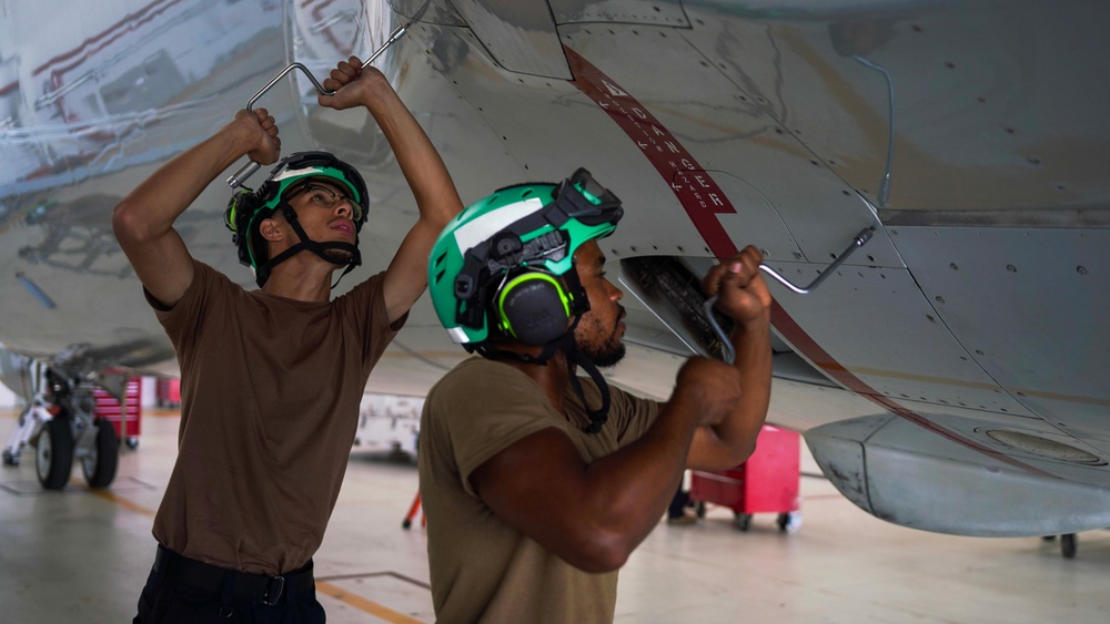 VP-5 OPERATIONS AT NAVAL AIR STATION SIGONELLA