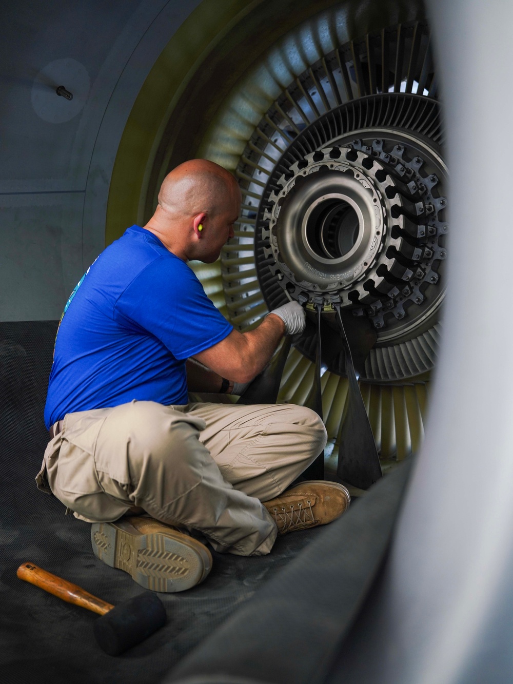 VP-5 OPERATIONS AT NAVAL AIR STATION SIGONELLA