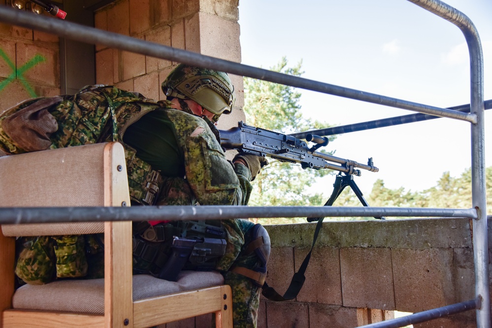 Netherlands Marine Corps Trains in GTA