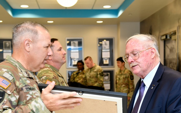 2ID recognizes Museum Director as he departs Korea after 50 years of service