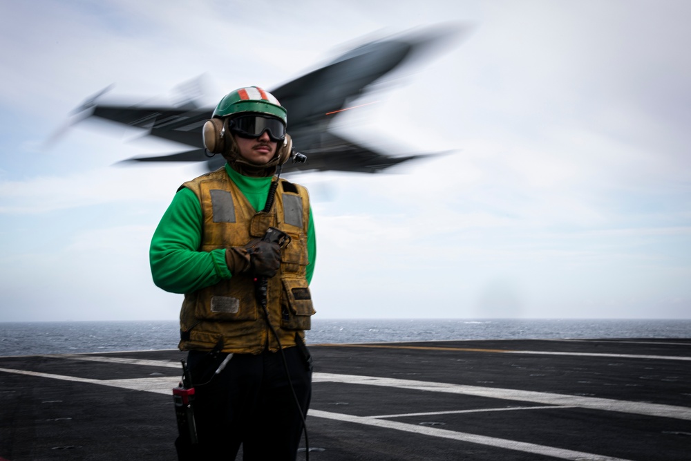 USS Gerald R. Ford (CVN 78) Conducts Routine Flight Operations