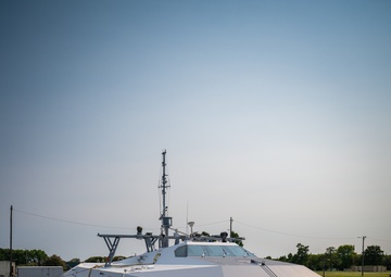 Stiletto Autonomous Boat Launch &amp; Recovery