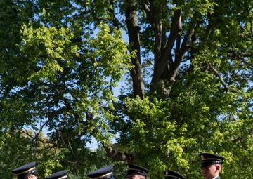 Hoosier Guardsmen Refine Drill and Ceremony Techniques at Crown Hill Cemetary
