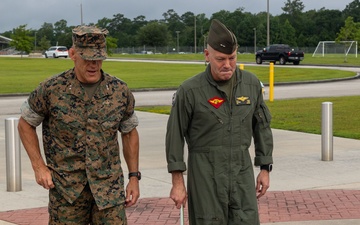 Commander From 2nd MAW Visits MARSOC